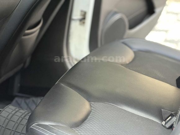 DEĞİŞENSİZ~ 2018 MODEL~CLİO İCON~OTOMOTİK VİTES~