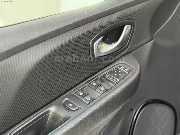 DEĞİŞENSİZ~ 2018 MODEL~CLİO İCON~OTOMOTİK VİTES~