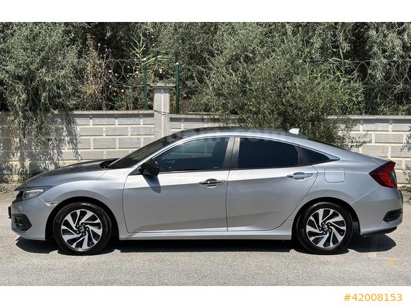 2017 HONDA CİVİC-DEĞİŞENSİZ-107.000KM-BAKIMLI