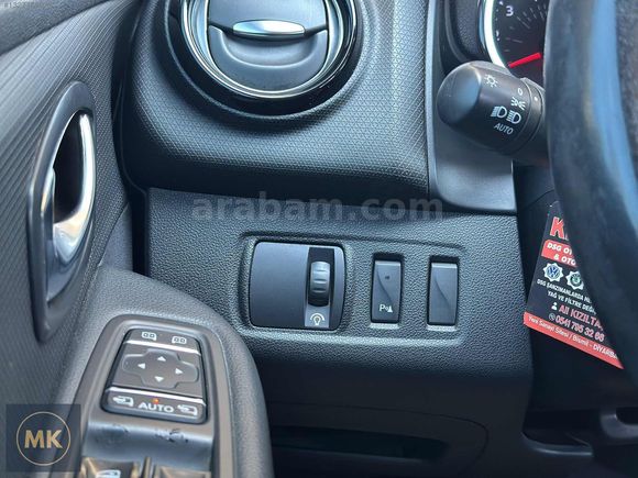 2016 MODEL OTOMATİK 114.000KM DE RENAULT CLIO 1.5dCi ICON