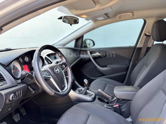 ASTRA 1.6 CDTİ-BOYASIZ-DEĞİŞENSİZ-TRAMERSİZ-ORJİNAL