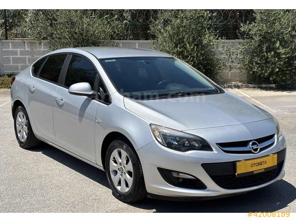 ASTRA 1.6 CDTİ-BOYASIZ-DEĞİŞENSİZ-TRAMERSİZ-ORJİNAL