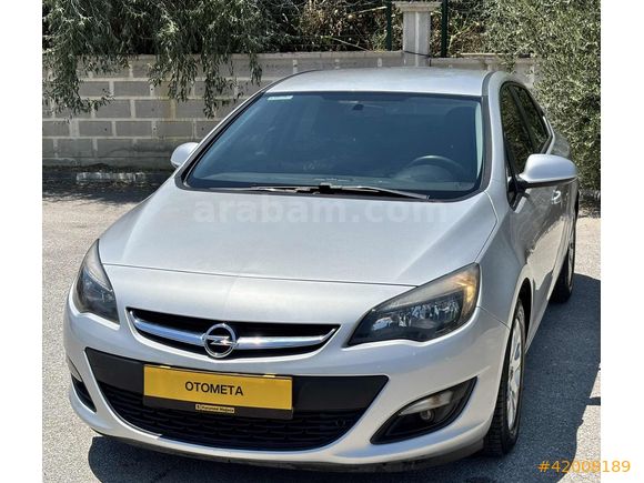 ASTRA 1.6 CDTİ-BOYASIZ-DEĞİŞENSİZ-TRAMERSİZ-ORJİNAL