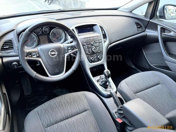 ASTRA 1.6 CDTİ-BOYASIZ-DEĞİŞENSİZ-TRAMERSİZ-ORJİNAL