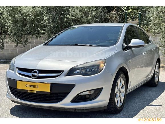 ASTRA 1.6 CDTİ-BOYASIZ-DEĞİŞENSİZ-TRAMERSİZ-ORJİNAL