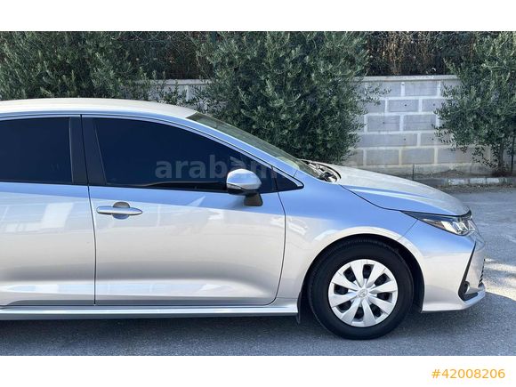 COROLLA 1.5 VİSİON-42.000 KM-BOYASIZ-DEĞİŞENSİZ-TRAMERSİZ