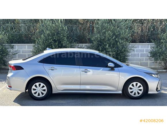 COROLLA 1.5 VİSİON-42.000 KM-BOYASIZ-DEĞİŞENSİZ-TRAMERSİZ