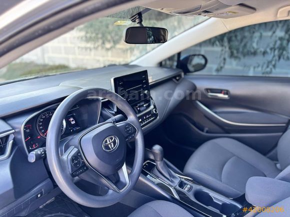 COROLLA 1.5 VİSİON-42.000 KM-BOYASIZ-DEĞİŞENSİZ-TRAMERSİZ