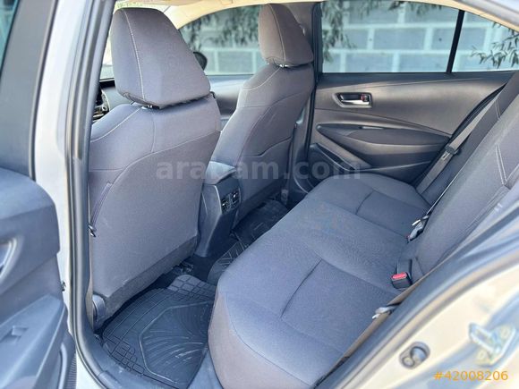 COROLLA 1.5 VİSİON-42.000 KM-BOYASIZ-DEĞİŞENSİZ-TRAMERSİZ