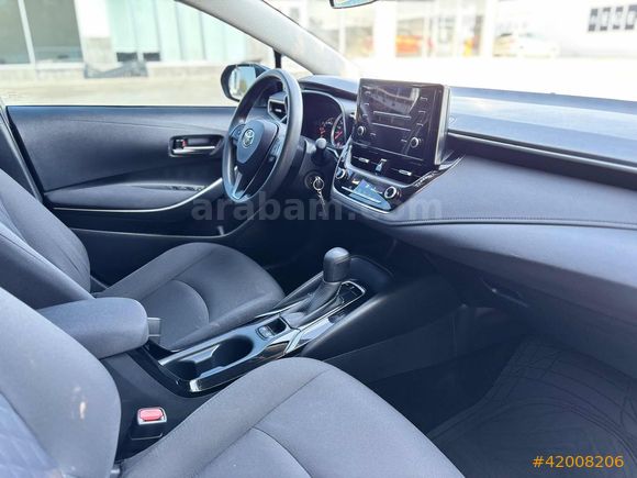 COROLLA 1.5 VİSİON-42.000 KM-BOYASIZ-DEĞİŞENSİZ-TRAMERSİZ