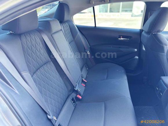 COROLLA 1.5 VİSİON-42.000 KM-BOYASIZ-DEĞİŞENSİZ-TRAMERSİZ