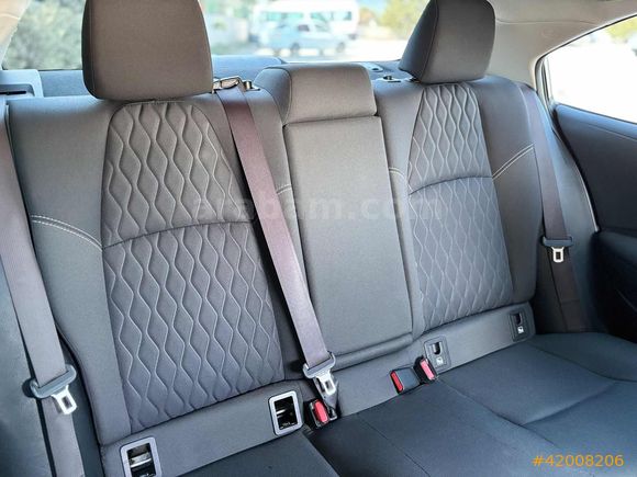 COROLLA 1.5 VİSİON-42.000 KM-BOYASIZ-DEĞİŞENSİZ-TRAMERSİZ