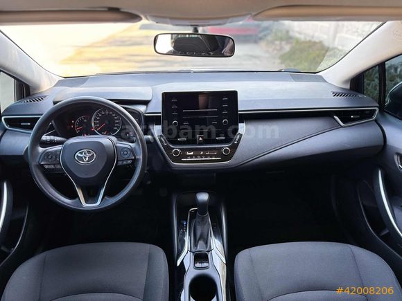 COROLLA 1.5 VİSİON-42.000 KM-BOYASIZ-DEĞİŞENSİZ-TRAMERSİZ