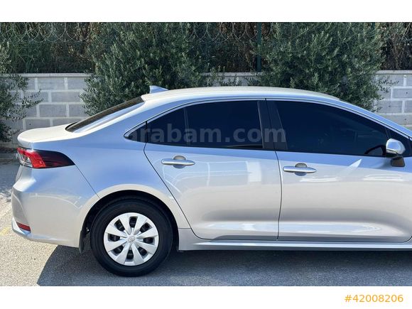 COROLLA 1.5 VİSİON-42.000 KM-BOYASIZ-DEĞİŞENSİZ-TRAMERSİZ
