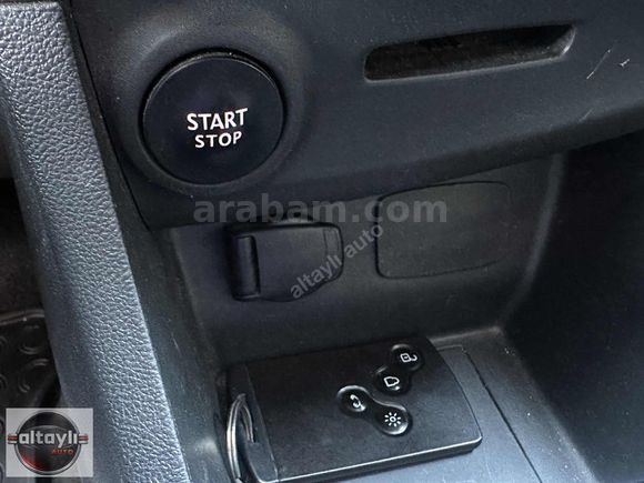 ALTAYLI-2017 MODEL 11.AY CLiO iCON 1.5dci EDC SADECE 92000KM