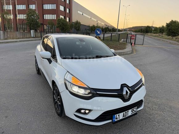 HATASIZ_BOYASIZ_TRAMERSİZ_CLİO_İCON_1.5DCİ_1o7.000KM_90HP_EDC