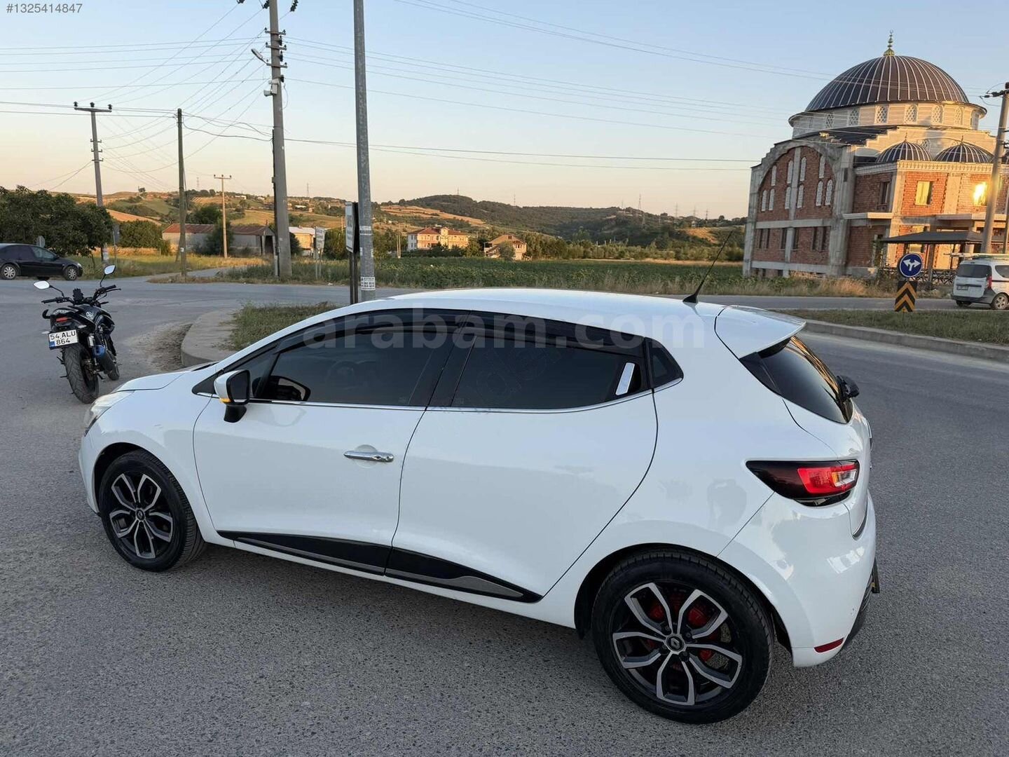 Galeriden Renault Clio 1.5 dCi Icon 2017 Model Sakarya 107.000 km Beyaz 6