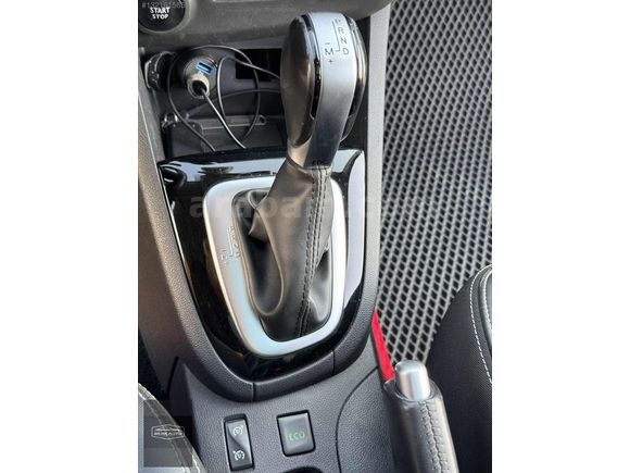 BERK AUTO'DAN-SATILIK 2018 MODEL-CAM TAVAN CLİO