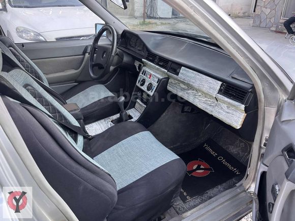 1985 EFSANE MERCEDES SON SERİ E200D