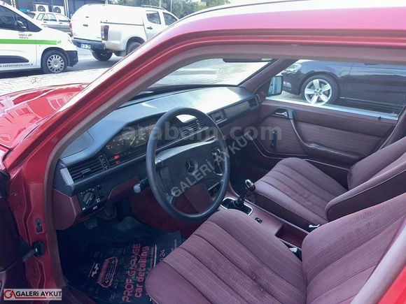 86 MODEL SUNROOFLU KIRMIZI 200D