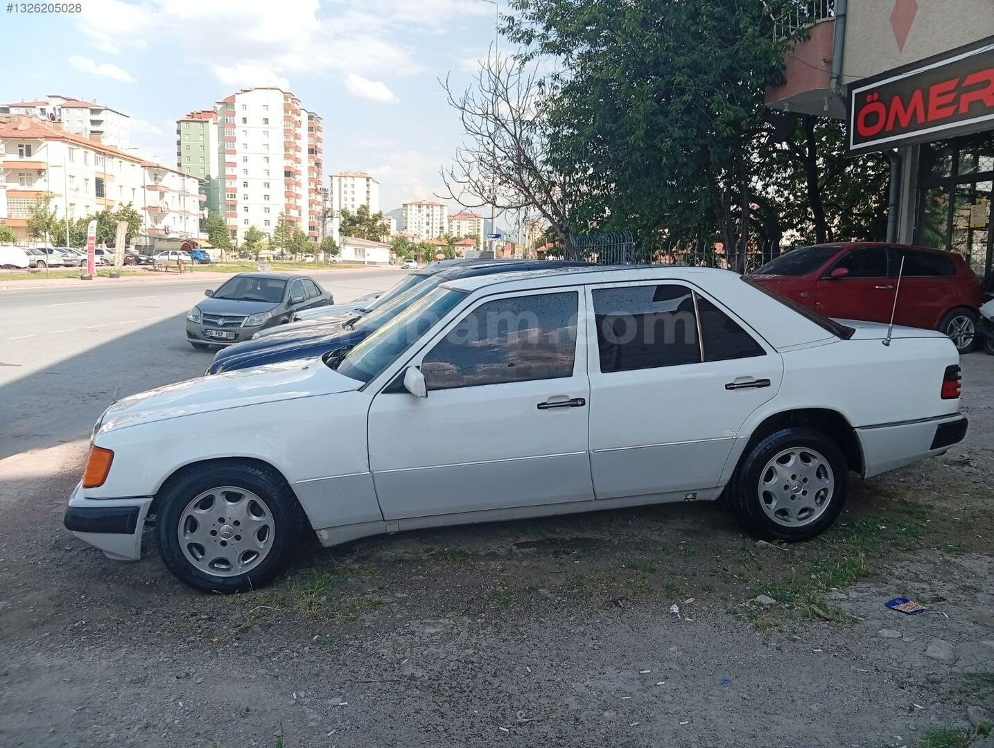 Galeriden Mercedes - Benz 200 E 1990 Model Kayseri 362.000 km Beyaz 7