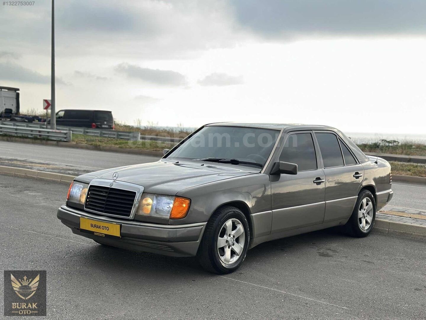 Galeriden Mercedes - Benz 200 E 1992 Model Hatay 449.000 km Gri 4