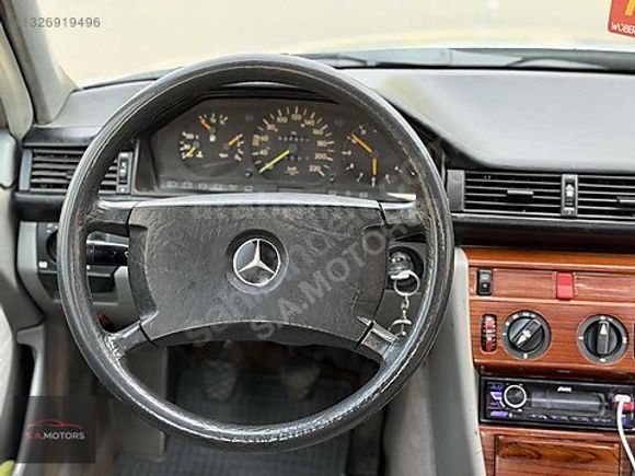 Galeriden Mercedes - Benz 200 D 1987 Model Mersin 500.000 km Gri
