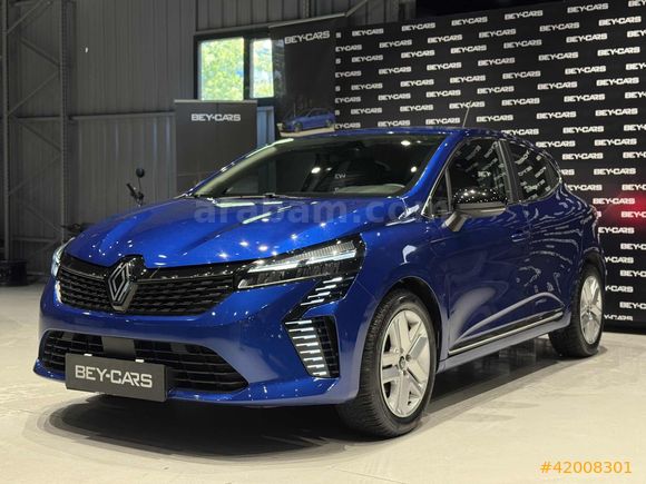 BEY-CARS CLİO 2025 6.100KM BOYASIZ EVOLUTİON 1.0TCE