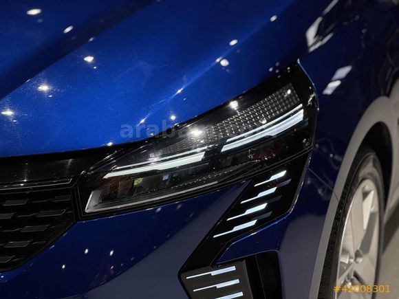BEY-CARS CLİO 2025 6.100KM BOYASIZ EVOLUTİON 1.0TCE