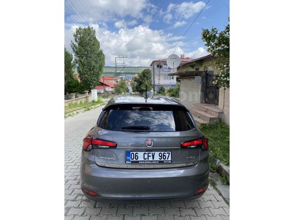 Öğretmenden  1.6 dizel otomatik Hactback Egea 