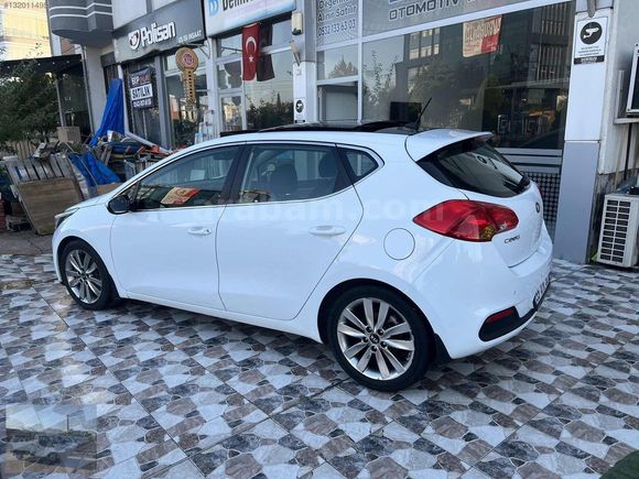2013 KİA CEED DİZEL OTOMATİK ConCept Plus CAM TAVAN FUUL HATASİZ