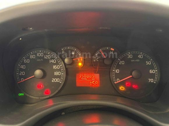 Sahibinden Fiat Punto 1.4 Dynamic 2004 Model 