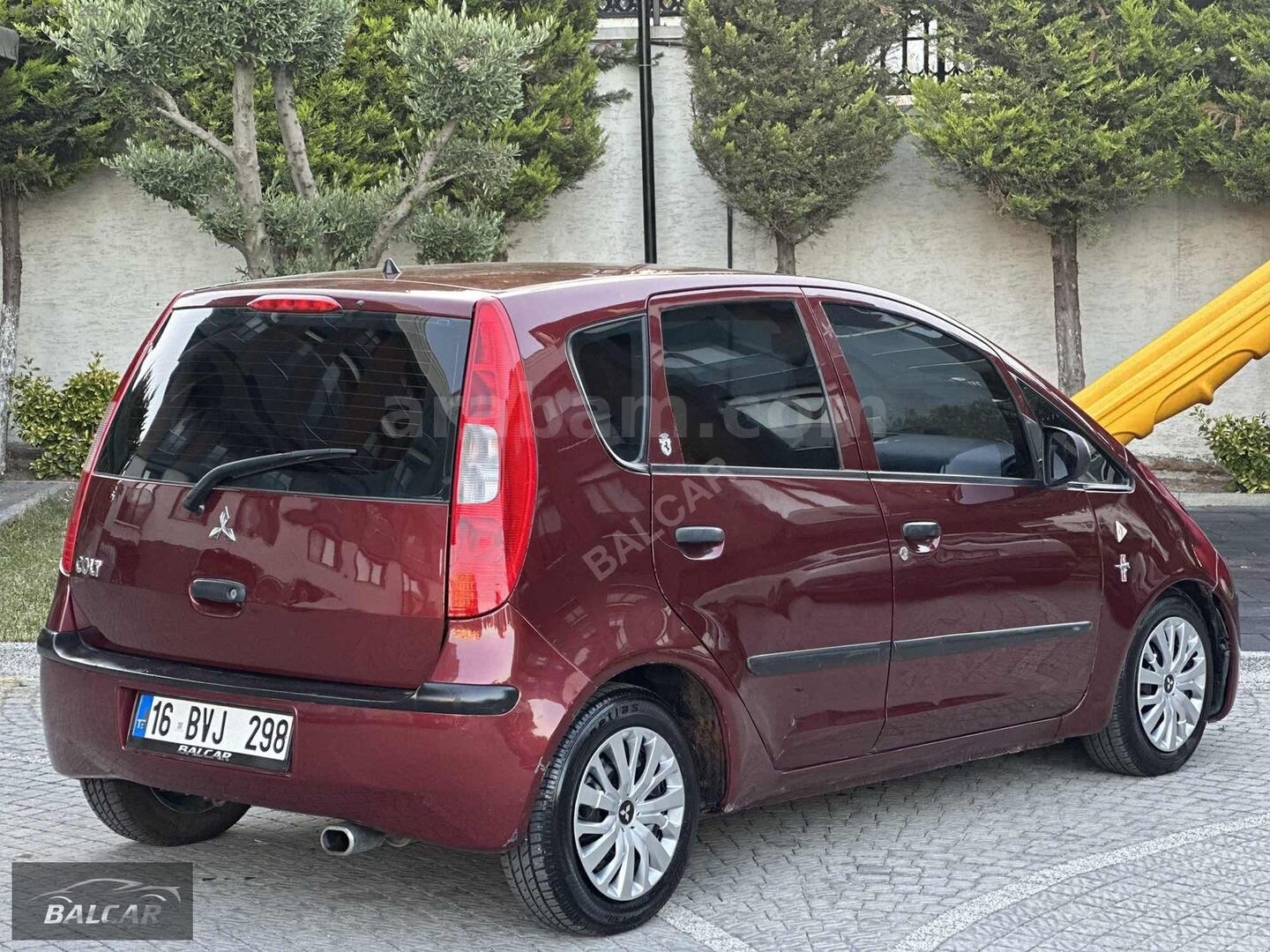 Galeriden Mitsubishi Colt 1.3 Inform 2006 Model İstanbul 220.000 km Bordo 2