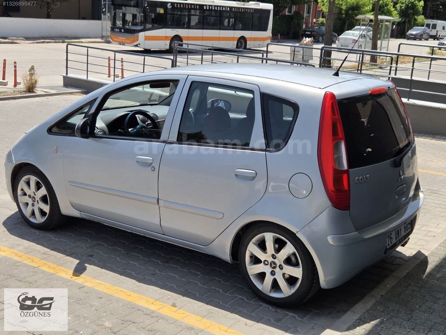Galeriden Mitsubishi Colt 1.5 Instyle 2005 Model Eskişehir 316.000 km Mavi 3