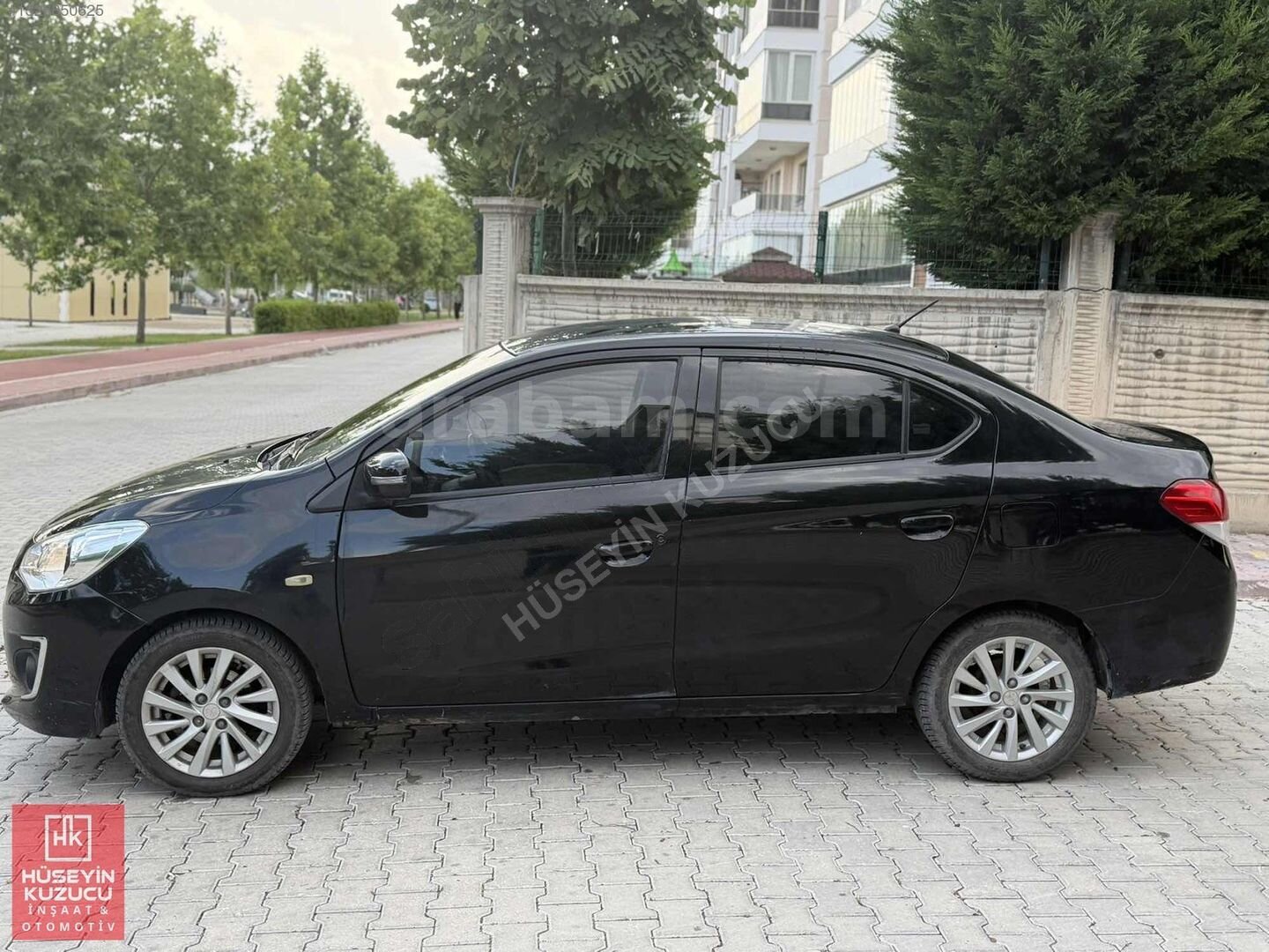 Galeriden Mitsubishi Attrage 1.2 Intense Plus 2015 Model Konya 109.000 km Siyah 2