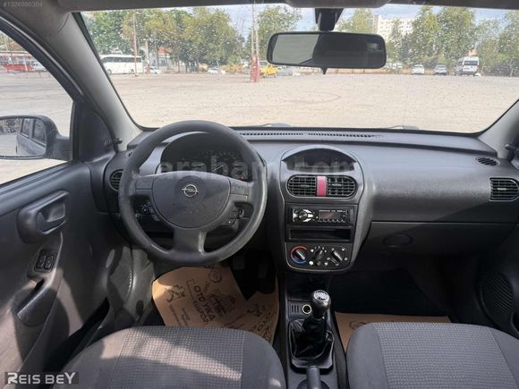 REİS BEY'DEN 2004 MODEL OPEL CORSA