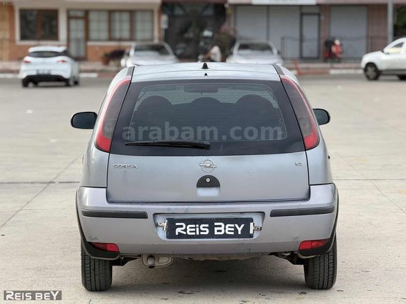 REİS BEY'DEN 2004 MODEL OPEL CORSA