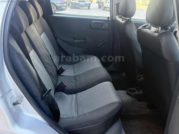 TEMiz 143.000km 2005 1.2 BENZİNLİ CORSA