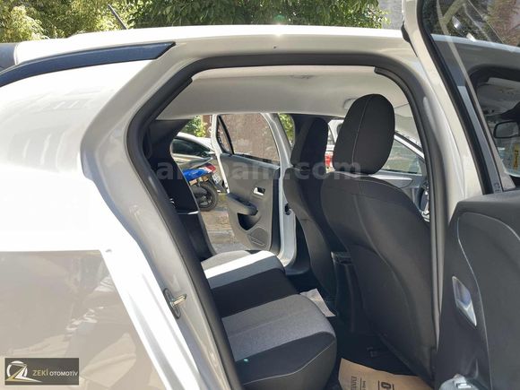 ZEKİ OTOMOTİV İNEGÖLDEN SATILIK HATASIZ CORSA