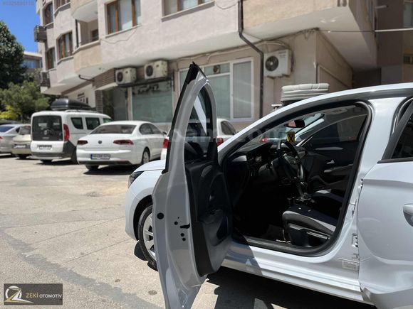 ZEKİ OTOMOTİV İNEGÖLDEN SATILIK HATASIZ CORSA