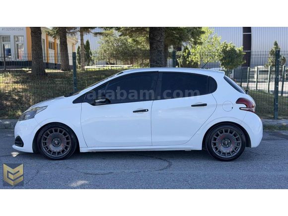 EKOL AUTO'dan 2016 PEUGEOT 208 1.2 PureTech 183.000 KM