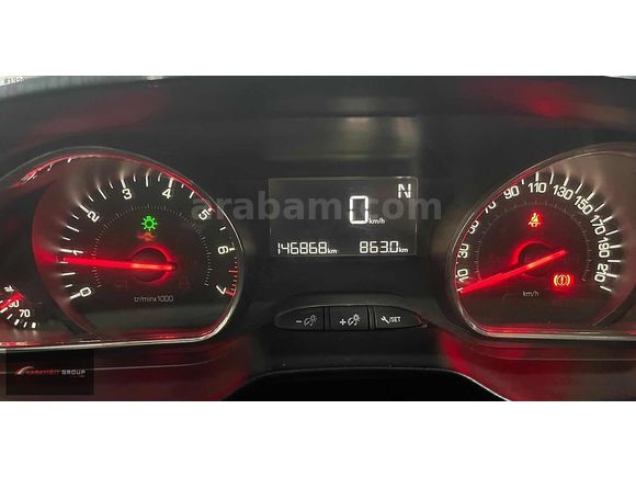 2015-PEUGEOT-208-ACTİVE-1.2 PURETECH -TERTEMİZ-OTOMATİK