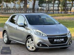 2019 PEUGEOT 208 SİGNATURE İLK SAHİBİNDEN BOYASIZ 75 BİN KM