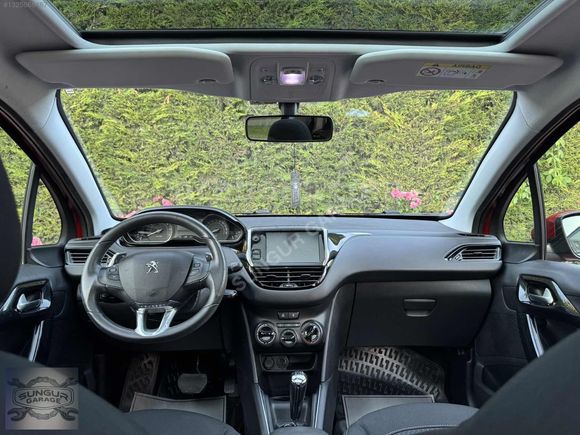 CAM TAVANLI OTOMATİK VİTES KIRMIZI RENK 73bin KM DE
