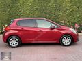 CAM TAVANLI OTOMATİK VİTES KIRMIZI RENK 73bin KM DE