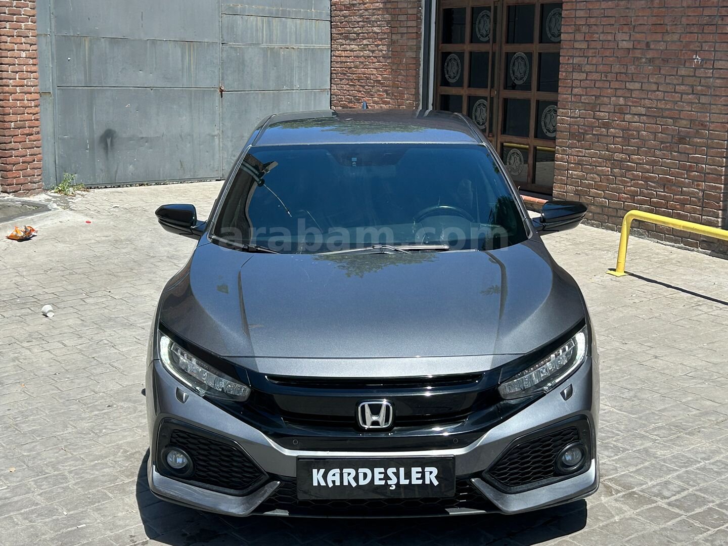 Galeriden Honda Civic 1.6i DTEC Elegance 2018 Model İstanbul 142.000 km Füme 2