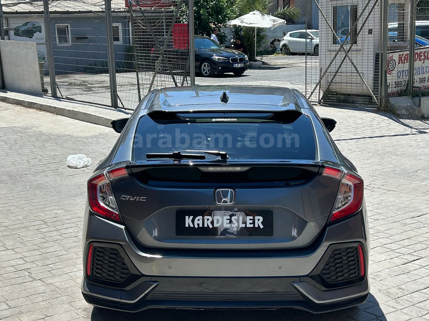 Galeriden Honda Civic 1.6i DTEC Elegance 2018 Model İstanbul 142.000 km Füme 5