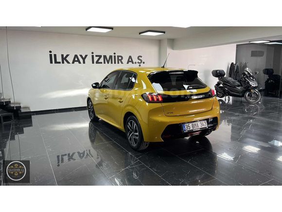 PEUGEOT 208 1.2 PURETECH ALLURE SELECTİON EAT8