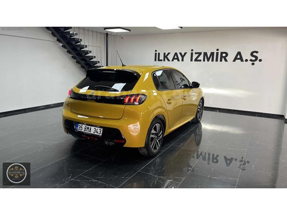 PEUGEOT 208 1.2 PURETECH ALLURE SELECTİON EAT8