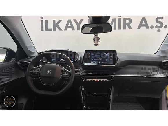 PEUGEOT 208 1.2 PURETECH ALLURE SELECTİON EAT8